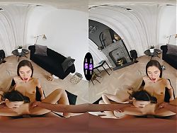 TmwVRnet - Jadilica and Vivien Doll - Trio orgasms on the floor